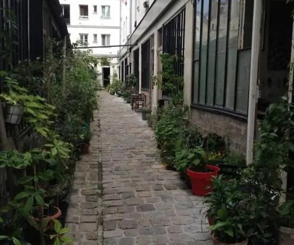 Atelier D'artiste / Artist Loft / 35m2 * パリ